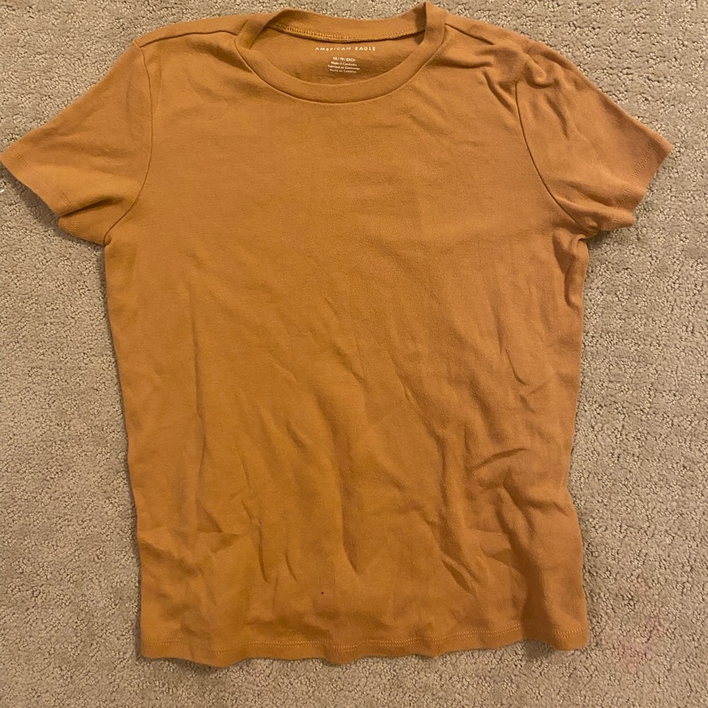 american eagle super cute and soft tee